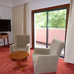 Bio - Quinta Da Serra Hotel 5*