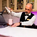 Bio - Quinta Da Serra Hotel Câmara de Lobos