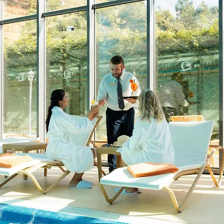 Bio - Quinta Da Serra Hotel