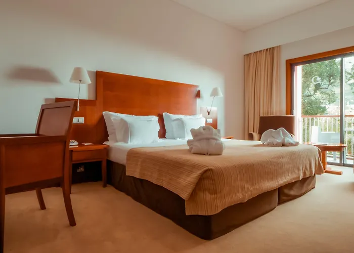 Bio - Quinta Da Serra Hotel 5*