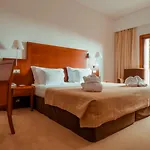 Bio - Quinta Da Serra Hotel 5*