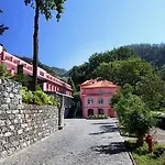 מלון Bio - Quinta Da Serra 5*