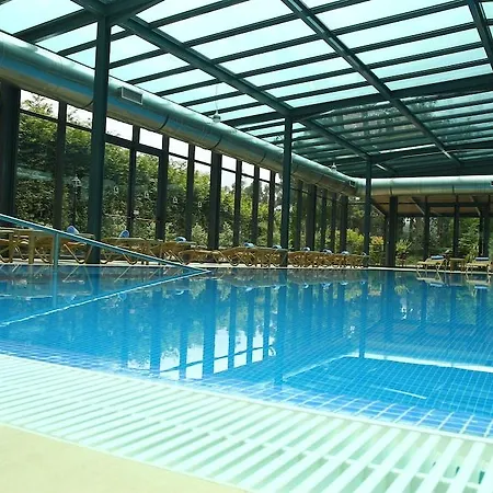 Bio - Quinta Da Serra Hotell 5*