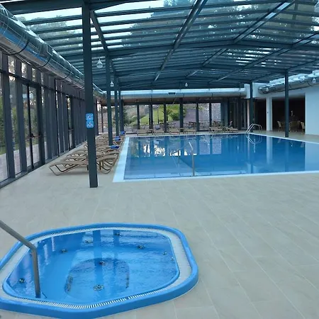 Bio - Quinta Da Serra Hotell