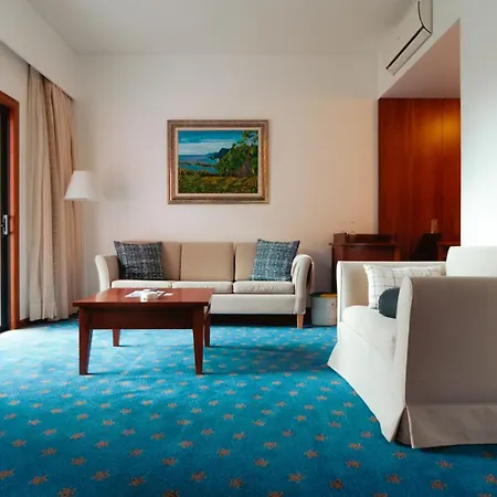 Bio - Quinta Da Serra 5*