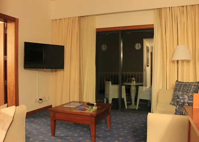 Bio - Quinta Da Serra Hotel 5*