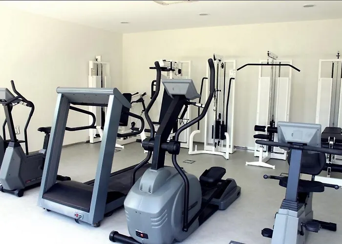 Bio - Quinta Da Serra 5* 卡马拉-德洛布什